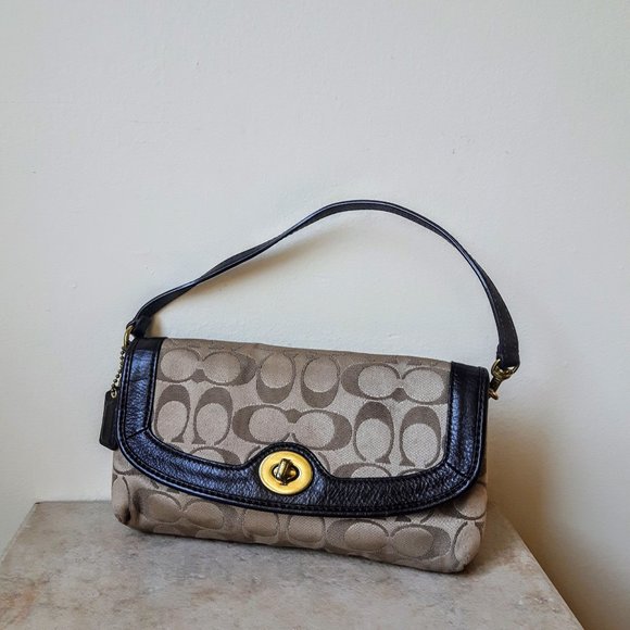 Coach Wristlet Wallet - Picture 6 of 7